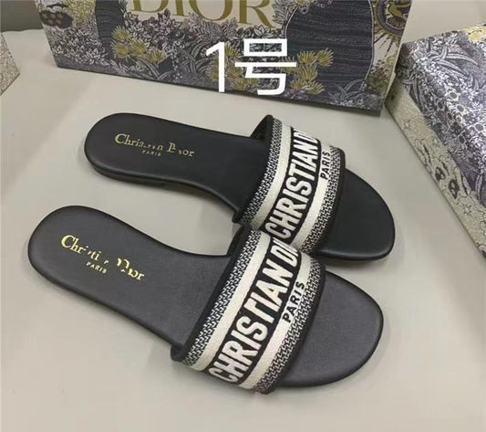 CD Slipper